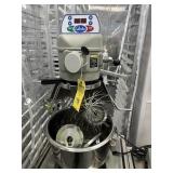 GLOBE SP20 BENCH MIXER - 20QT / 1/2HP / 110V / 6A