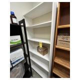 ASSORTED BOOKSHELVES WITH 5 SHELVES - WOOD / WHITE