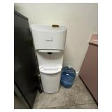 PRIMO WATER COOLER WITH EXTRA JUG WATER (KITCHEN)