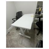 WHITE GLASS TOP DESK WITH ELECTRIC (OFFICE 5)