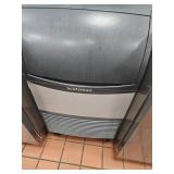 SCOTSMAN CU0920MA-1 ICE MACHINE - 100LB / 20