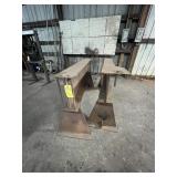 HEAVY DUTY METAL SAW HORSES