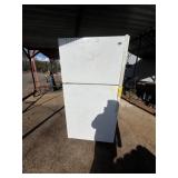 MAYTAG WHITE REFRIGERATOR / FREEZER