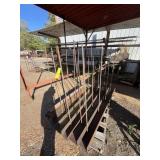 LOT METAL PIECES WITH REBAR