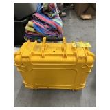 KYMERA BATTERY IN YELLOW RESIN PADDED CASE