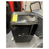 TOSHIBA 2036601 PORTABLE AIR CONDITIONING WITH EXH