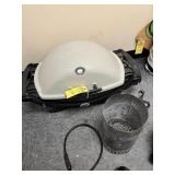 WEBER PORTABLE GAS GRILL