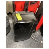 TOSHIBA 2036601 PORTABLE AIR CONDITIONING WITH EXH