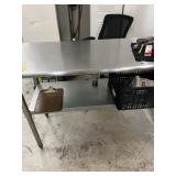 STAINLESS STEEL TABLE - 60