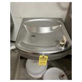 ELKAY DRINKING FOUNTAIN