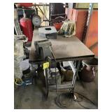 METAL TABLE WITH MOUNTED VISE