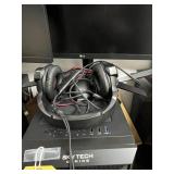 SKYTECH GAMING COMPUTER WITH LG 24'' MONITOR, HEAD