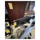 SAMSUNG CURVED MONITOR - 28''