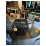 FELLOWES 92CS SHREDDER ON WHEELS