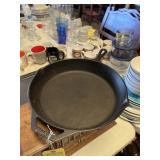 LODGE FRYING PAN
