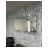 LIGHTED MIRROR - 30