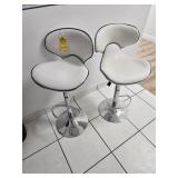 WHITE BAR HEIGHT STOOLS