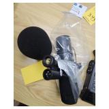 SHURE STUDIO MICROPHONE WITH ALTERNATE MIC COVER