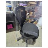 BLACK ROLLING OFFICE CHAIRS