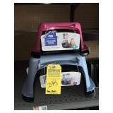 DOG KENNELS - 1- RED / 1- BLUE