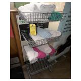 GRAY METAL STAND WITH 4 SHELVES (NO TOWELS)