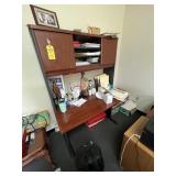 DESK WITH HUTCH