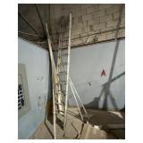ALUMINUM EXTENSION LADDER - 22