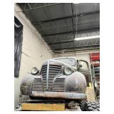 PLYMOUTH TRUCK - MOTOR / INTERIOR FULL OF PARTS /