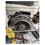 BLACK & DECKER CIRCULAR SAW