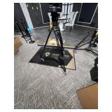 LIBEC LX7 RT30B TRIPOD WITH WHEELS & CASE