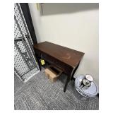 ASSORTED PIECES - 1- TABLE / 1- CABINET