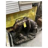 LARGE METAL STATUE - CHEETAH MOTHER WITH CUB