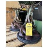 PIECES - MARBLE BASE WITH BRASS SCULPTURE
