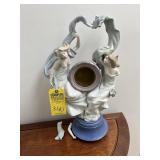 LLADRO FIGURINE - 2 WOMEN (2 BROKEN PIECES)