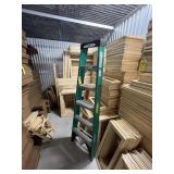 WERNER FIBERGLASS LADDER - 6'