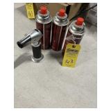LOT - TB TEEK TORCH & 3 CANS BUTANE