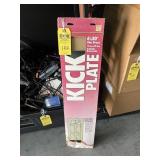 BRASS-LIKE KICK PLATE FOR DOOR - 6''x30''