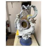 LLADRO - TWO WOMEN (DAMAGED)
