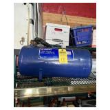 CAMPBELL HAUSFELD AIR TANK - 7 GALLON