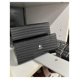 LOGITECH CHARGING STAND