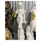 STONE WOMAN STATUE