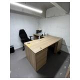 LOT OFFICE FURNITURE - L-SHAPE DESK / ROLLING OFFI
