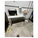 FOLDING TABLE - 4'