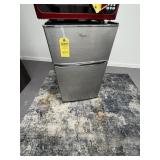WHIRLPOOL MINI FRIDGE / FREEZER