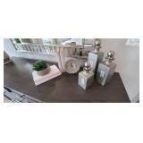 9PC DÉCOR ITEMS