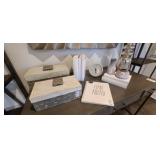11PC DESK ITEMS