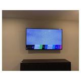 70" LG SMART TV