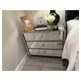 2PC NIGHTSTANDS