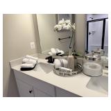 ASSORTED BATH ITEMS