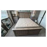 2PC QUEEN BED & DRESSER